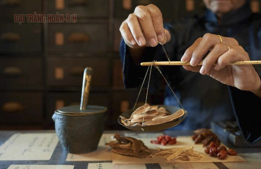 Tinh túy cổ phương trị thương đại tràng